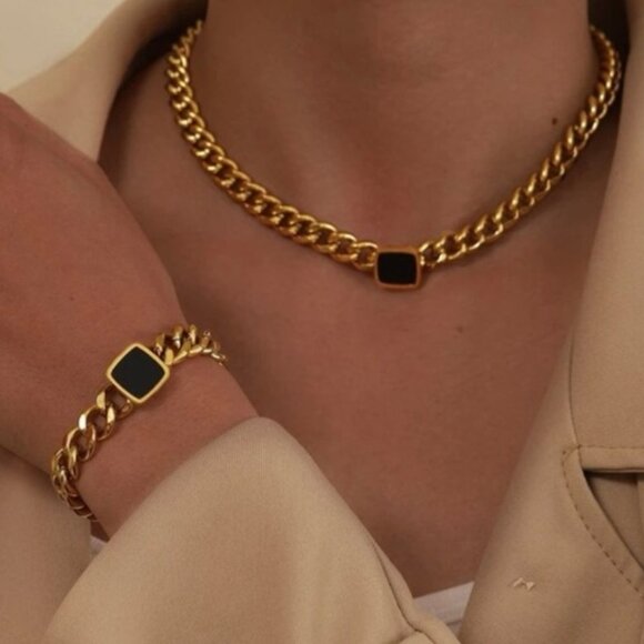 NEW 18K Gold Plated Black Enamel Cuban Chain Necklace - Picture 2 of 6